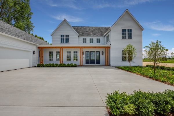 Concrete Driveway Service in Palm Desert