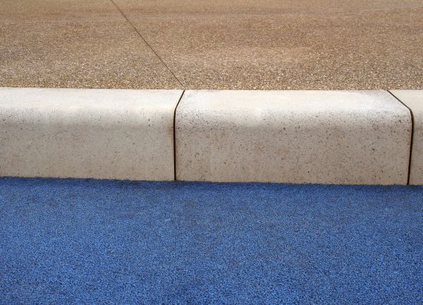 Curb And Sidewalk Installation in Palm Desert