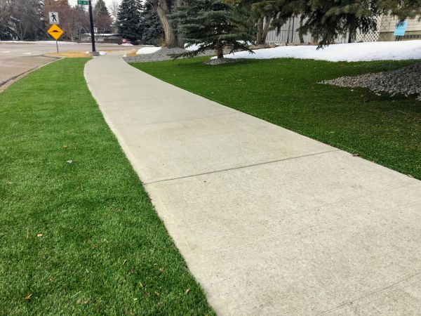 Walkway Pouring in Palm Desert