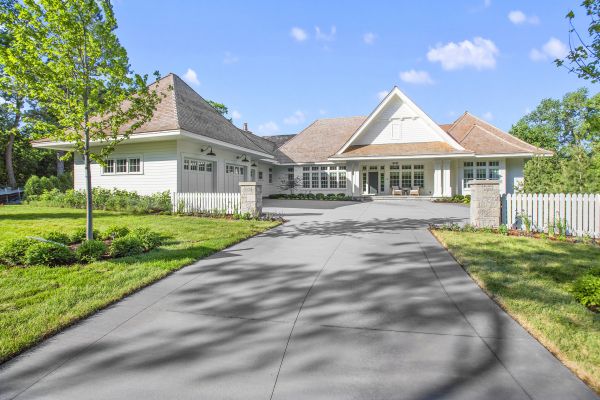 Cost of Driveway Concreting in Palm Desert