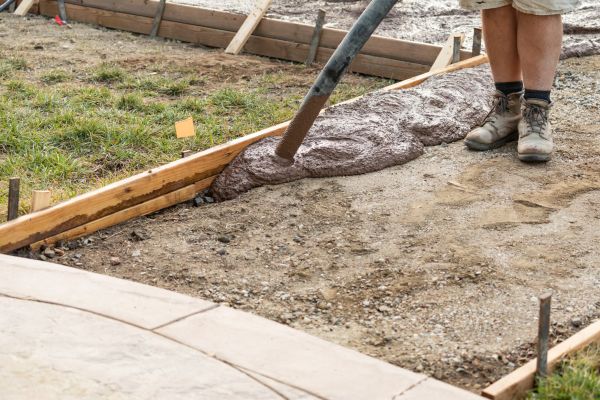 Concrete Deck Pouring in Palm Desert