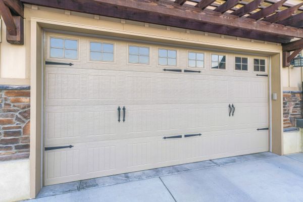Concrete Apron Construction in Palm Desert