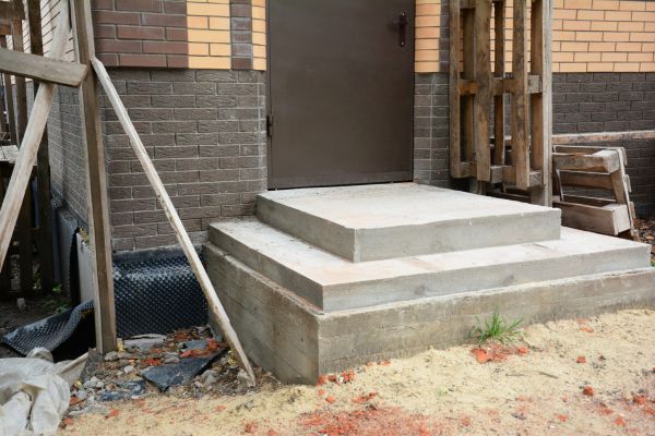 Cement Steps Construction in Palm Desert
