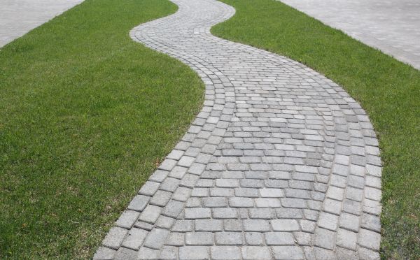 Footpath Paving in Palm Desert