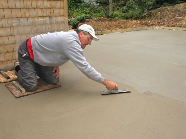 Flat Concrete Installation in Palm Desert